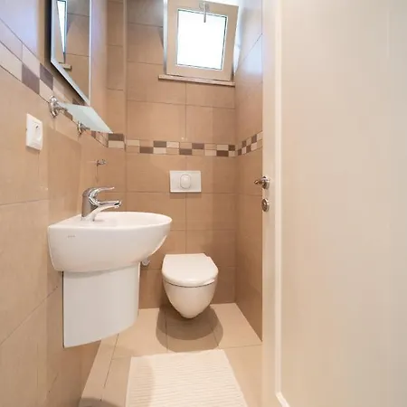 Two-bedroom In - Aquarius Apartment *